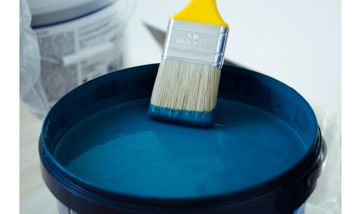 Czym się różni farba ceramiczna od lateksowej?